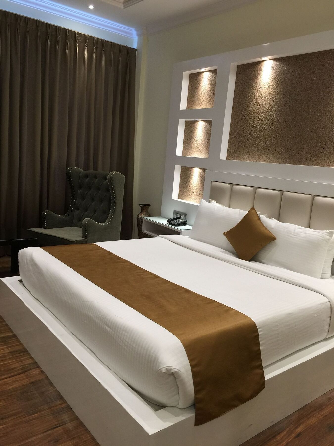 Heritage Luxury Srīnagar Eksteriør billede